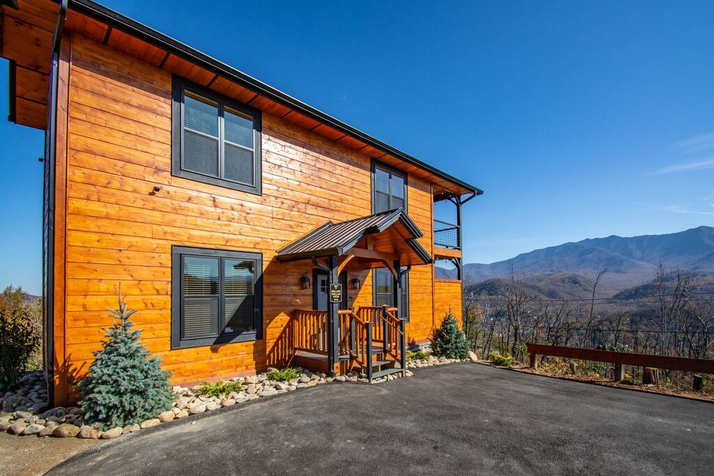 Cabin with mountains