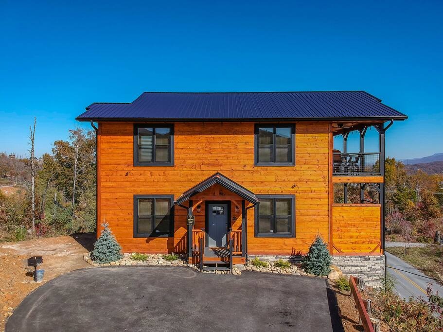 Cabin front exterior