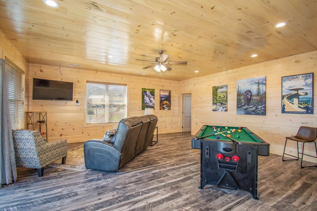 Game room with pool table